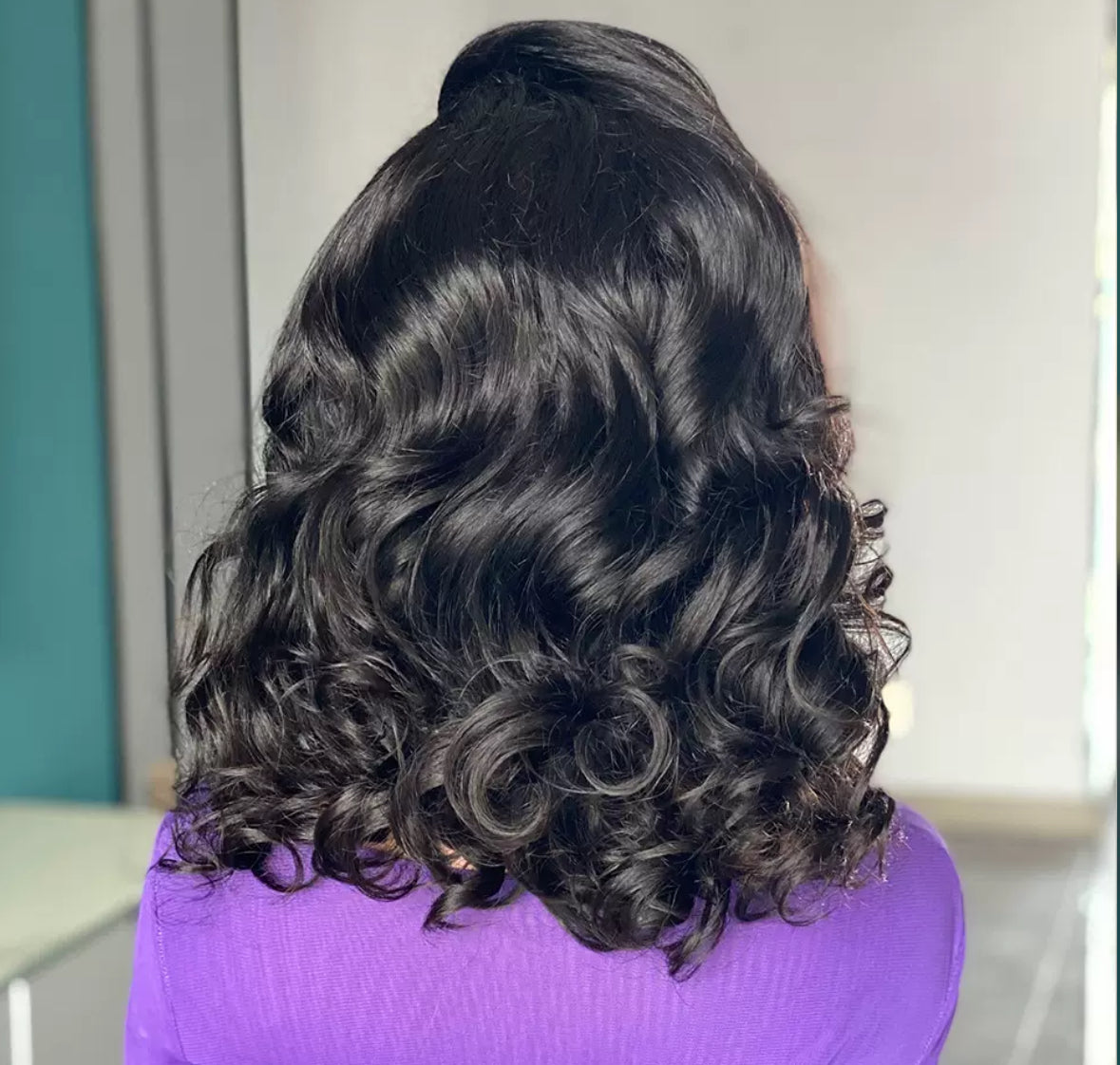 Perruque Bouclée 200% Densité – Lace Front Invisible 16” – Cheveux Humains Premium