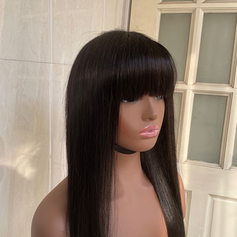 Perruque Longue Noire avec Frange – 100% Cheveux Humains – Prête à Porter